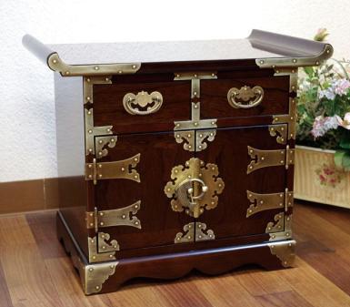 李朝家具・チェスト等 ~李氏朝鮮・新生活 入荷: 花のケーキ皿 李朝家具・チェスト等 ~李氏朝鮮・新生活 入荷: 花のケーキ皿